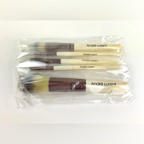 André Lorent vegan makeup brushes and travel case- NWOT - Picture 5 of 10